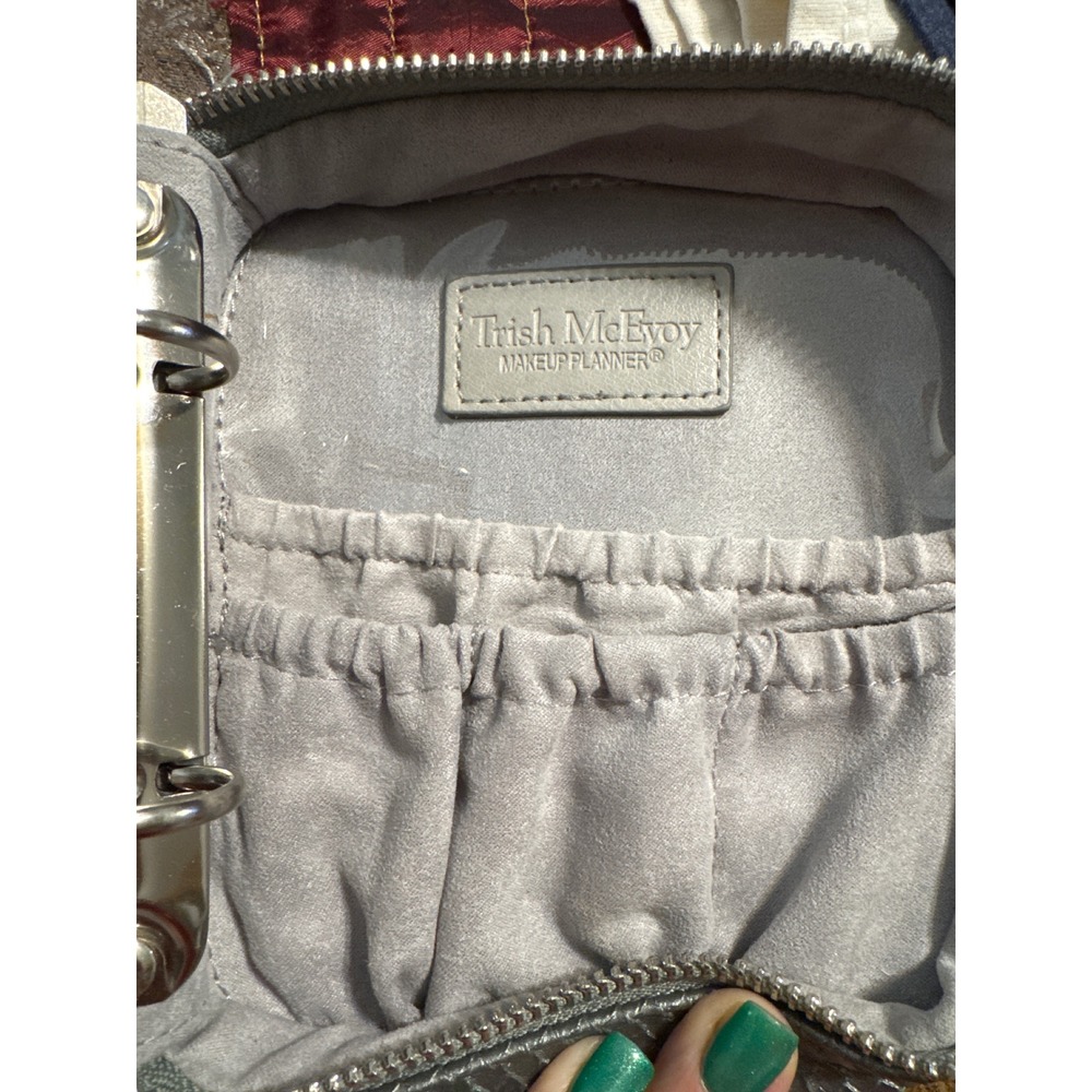 Trish McEvoy Makeup Planner Metallic Silver Travel Organizer Bag Ring Binder